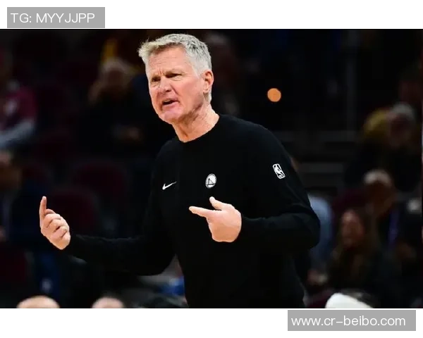 湾区主播质疑科尔对理查德和库明加坐板凳的解释前后不一令人困惑